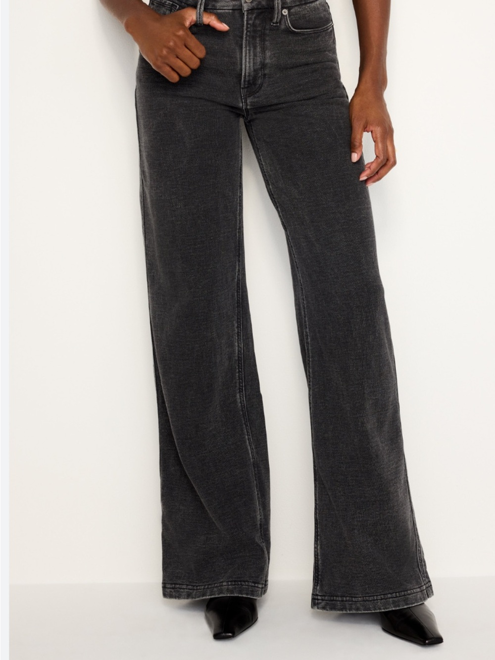 Good American jeanius good skate sweatpants!